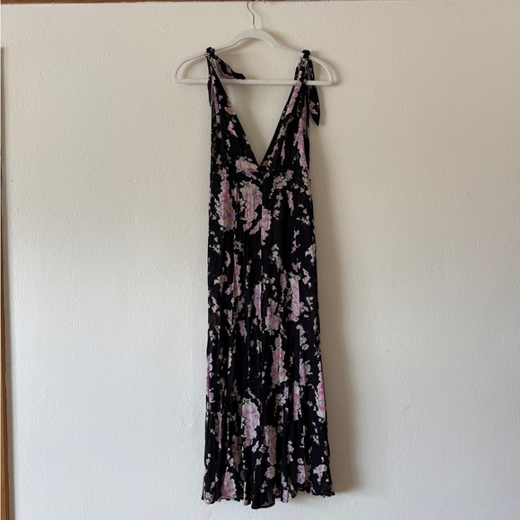 knee length dresses for ladies Reformation Juliette Buena Midi Dress in Emerald Floral Print